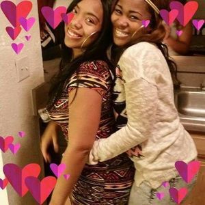 Meet your Posher, Shacora